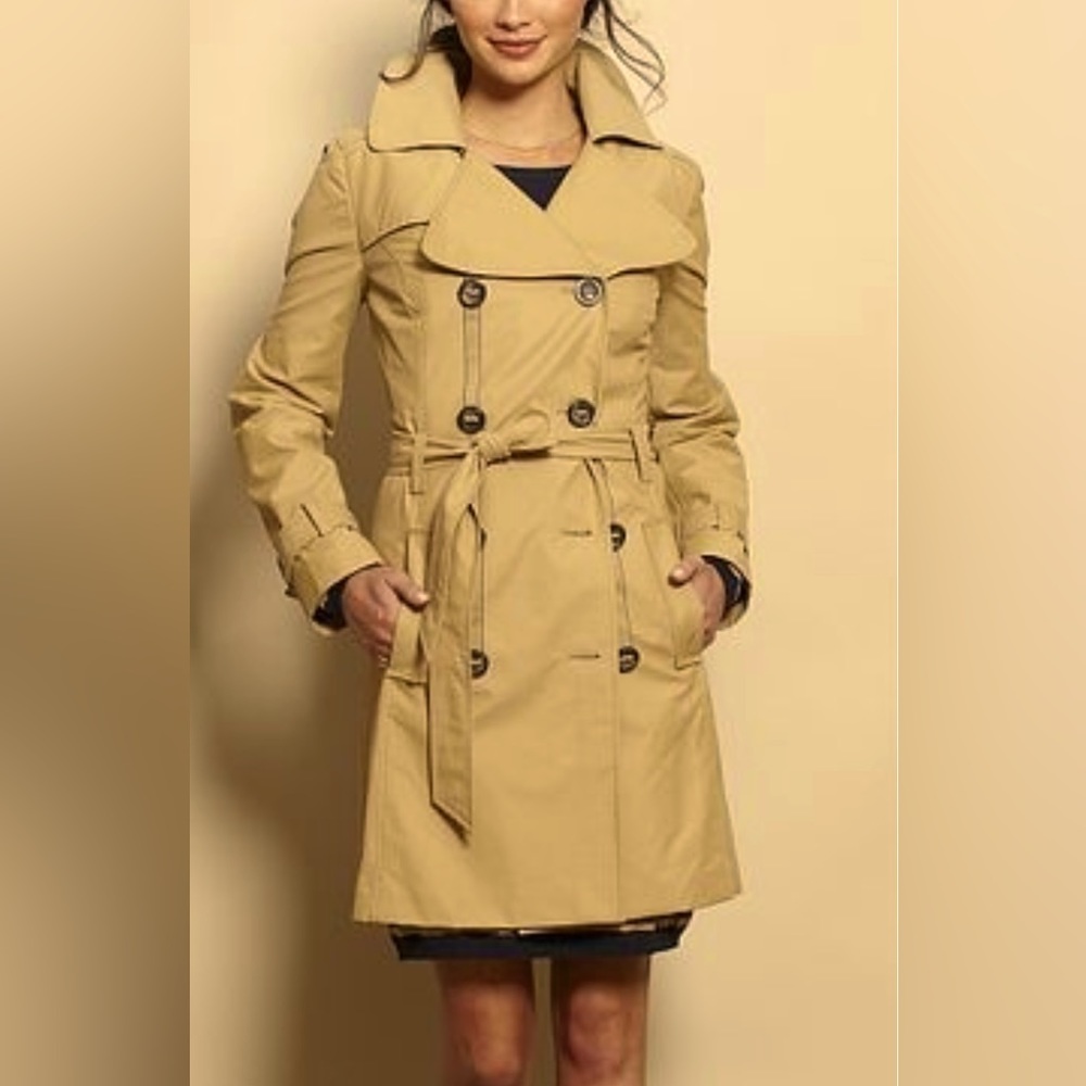 Ladies Trench Coat  Medium Length By Nautica. Size M Color Dark Tan